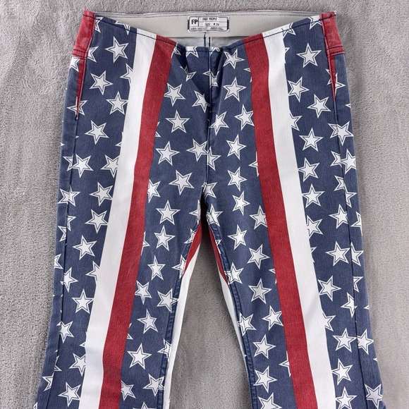 Free People Penny Pull On Jeans Womens Size 29x29 Blue Red Stars Stripe Flare - Picture 3 of 6